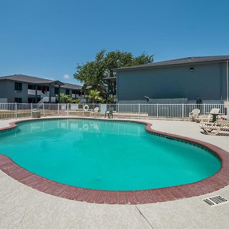 Econo Lodge Inn & Suites Fulton - Rockport Exterior foto