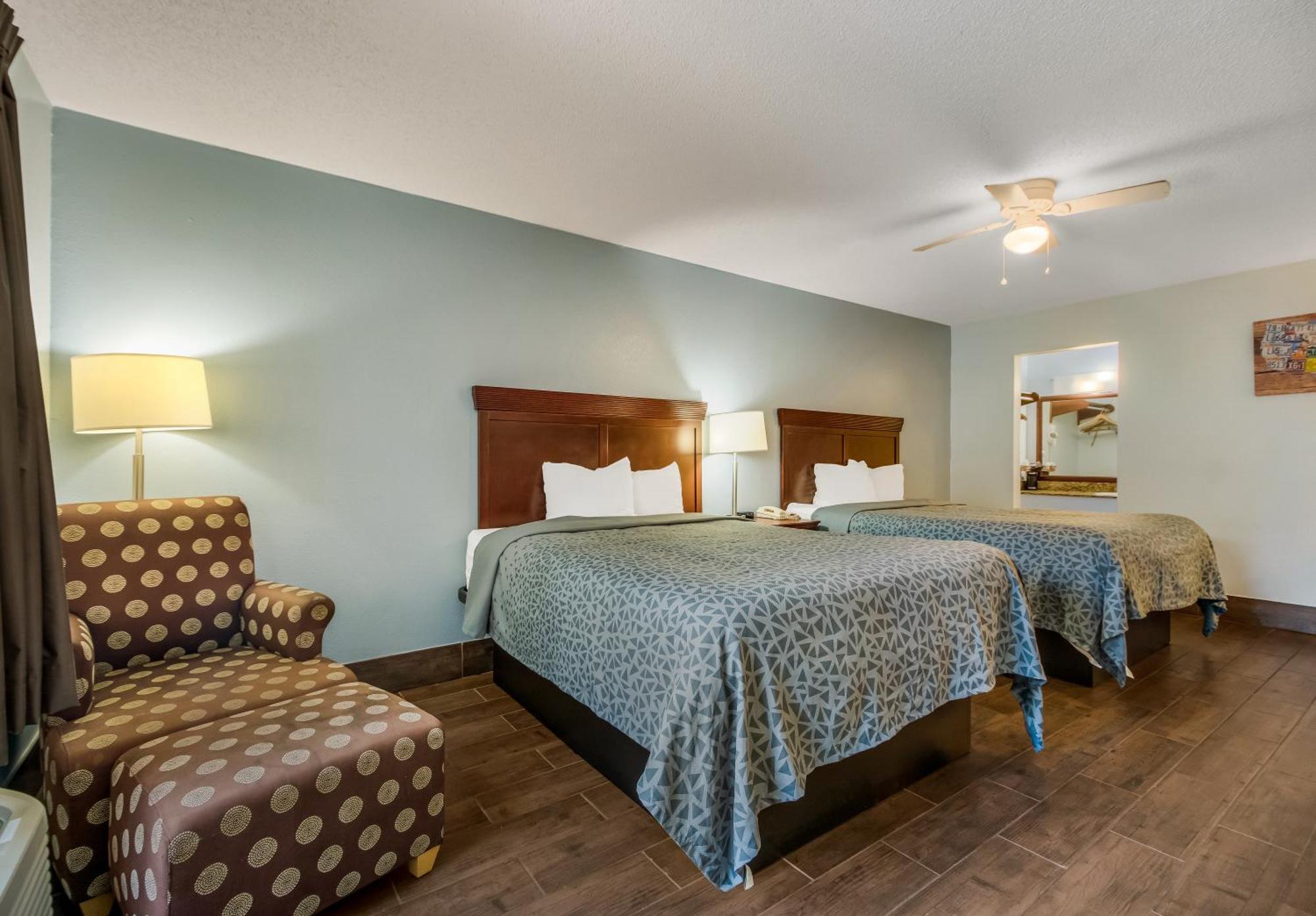 Econo Lodge Inn & Suites Fulton - Rockport Exterior foto